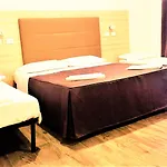 Academy Hotel 3*